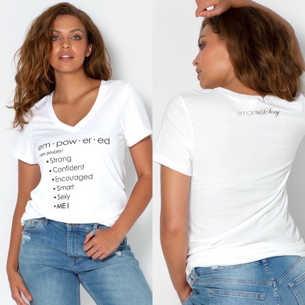 NWOT! Smart & Sexy Empowered Graphic V-Neck - Small